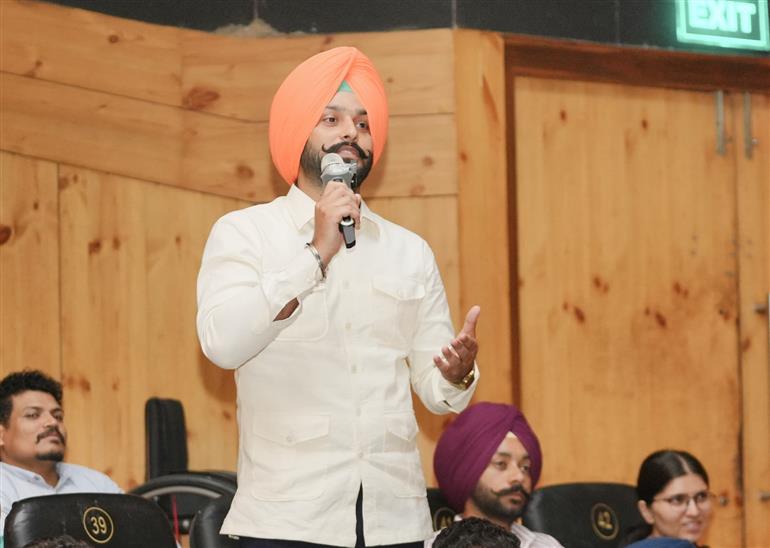ਪਿਛਲੇ ਤਿੰਨ ਸਾਲਾਂ ਵਿੱਚ ਤਿੰਨ ਤੋਂ ਛੇ ਨੌਕਰੀਆਂ ਲੈਣ ਵਾਲੇ ਨੌਜਵਾਨਾਂ ਵੱਲੋਂ ਕਿਸਮਤ ਬਦਲਣ ਲਈ ਮੁੱਖ ਮੰਤਰੀ ਦੀ ਸ਼ਲਾਘਾ