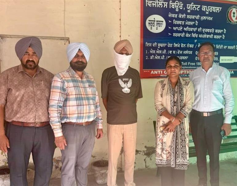 ਸਹਾਇਕ ਸਬ ਇੰਸਪੈਕਟਰ ਨੂੰ 2,000 ਰੁਪਏ ਰਿਸ਼ਵਤ ਲੈਣ ਦੇ ਦੋਸ਼ ਵਿੱਚ ਵਿਜੀਲੈਂਸ ਬਿਊਰੋ ਨੇ ਕੀਤਾ ਗ੍ਰਿਫ਼ਤਾਰ