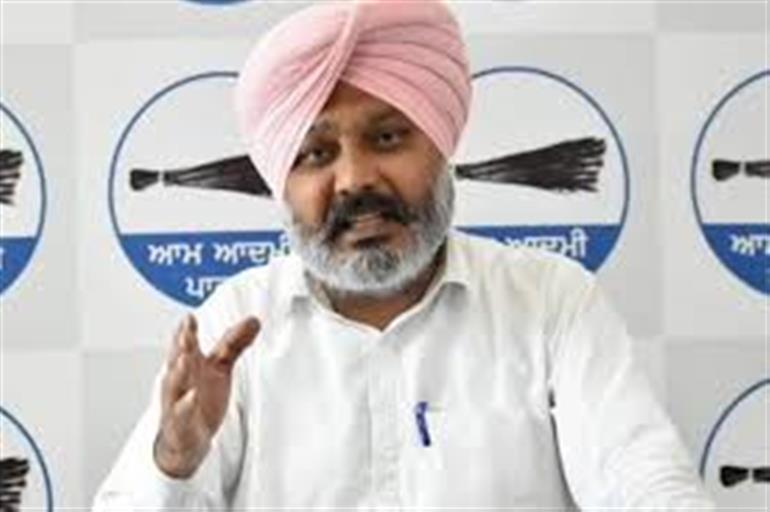  ਪੰਜਾਬ ਦੇ ਹੋਸਪਿਟੈਲਿਟੀ ਖੋਤਰ ਵਿੱਚ 200 ਕਰੋੜ ਰੁਪਏ ਦੇ ਟਰਨਓਵਰ ਛੁਪਾਉਣ ਦਾ ਪਰਦਾਫਾਸ਼, ਡਾਟਾ-ਆਧਾਰਿਤ ਜਾਂਚ ਰਾਹੀਂ ਕਾਰਵਾਈ ਤੇਜ਼: ਹਰਪਾਲ ਸਿੰਘ ਚੀਮਾ