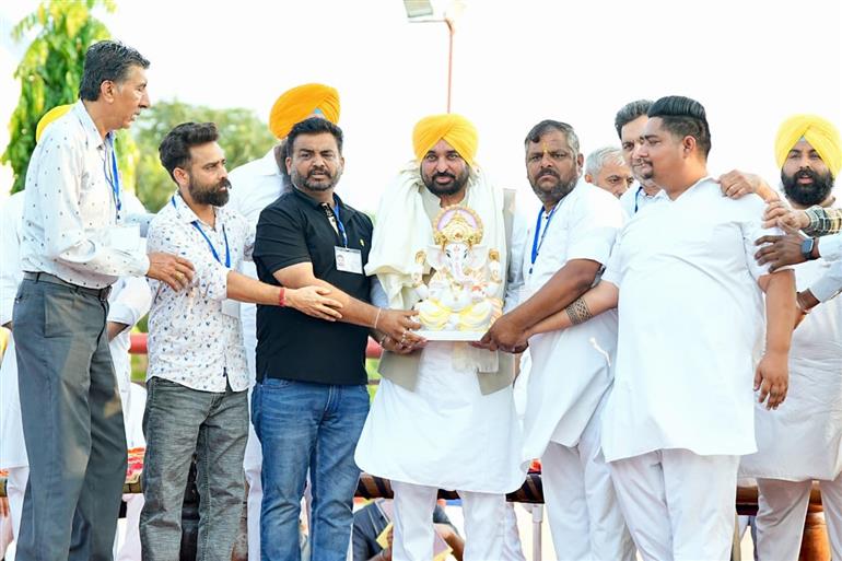 ਪੰਜਾਬ ਦੇ 80 ਫ਼ੀਸਦੀ ਖੇਤਾਂ ਤੱਕ ਪਹੁੰਚ ਰਿਹਾ ਹੈ ਨਹਿਰੀ ਪਾਣੀ: ਮੁੱਖ ਮੰਤਰੀ ਭਗਵੰਤ ਸਿੰਘ ਮਾਨ