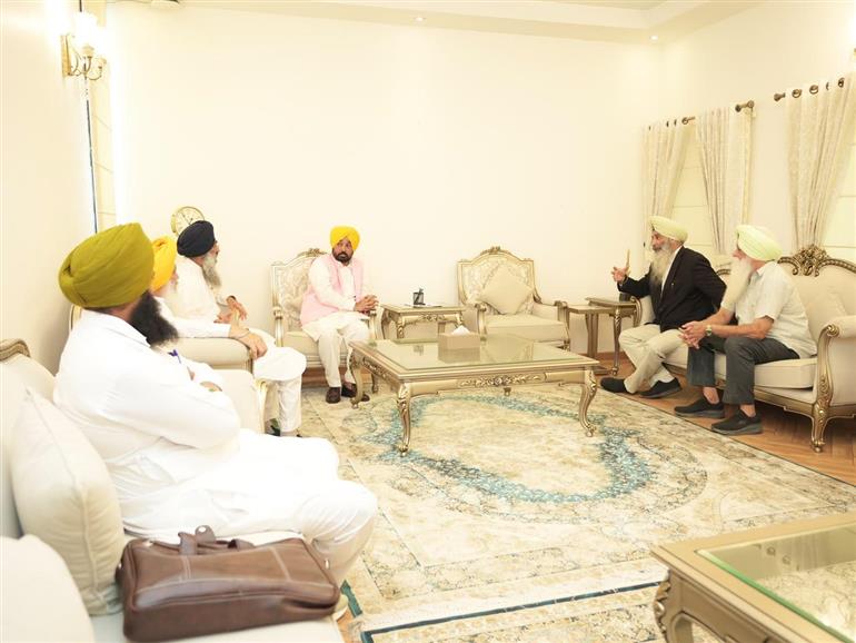 ਬੰਦੀ ਸਿੰਘਾਂ ਦੀ ਰਿਹਾਈ ਲਈ ਪੰਜਾਬ ਸਰਕਾਰ ਚੁੱਕੇਗੀ ਸਾਰੇ ਕਾਨੂੰਨੀ ਤੇ ਸੰਵਿਧਾਨਕ ਕਦਮ: ਮੁੱਖ ਮੰਤਰੀ ਭਗਵੰਤ ਸਿੰਘ ਮਾਨ