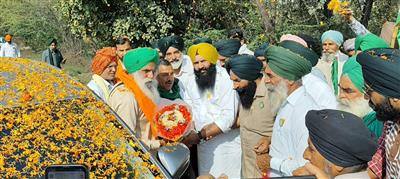ਕਿਸਾਨ ਜਾਗ੍ਰਤੀ ਯਾਤਰਾ ਦਾ ਚੀਮਾਂ ਪੁੱਜਣ ਤੇ ਭਰਵਾਂ ਸਵਾਗਤ 