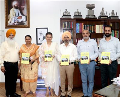 ਉਪ-ਕੁਲਪਤੀ ਡਾ. ਜਗਦੀਪ ਸਿੰਘ ਵੱਲੋਂ ‘ਪੰਚਬਟੀ ਸੰਦੇਸ਼’ ਰਸਾਲੇ ਦਾ ਨਵਾਂ ਅੰਕ ਰਿਲੀਜ਼
