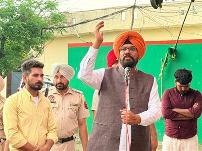 2027 ਦੀਆਂ ਚੋਣਾਂ ‘ਚ ਮਾਨ ਸਰਕਾਰ ਦੇ ਹੱਕ ‘ਚ ਪਿਛਲੀਆਂ 92 ਦੇ ਮੁਕਾਬਲੇ 100 ਸੀਟਾਂ ਤੇ ਜੇਤੂ ਫਤਵਾ ਦੇਣ ਲਈ ਵੋਟਰ ਹੁਣ ਤੋਂ ਹੀ ਪੱਬਾਂ ਭਾਰ-ਧਾਲੀਵਾਲ 